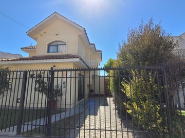 Casa en venta en Orrego luco con francisco mandiola, La Serena - 5 dormitorios, 3 baños