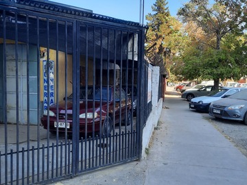 Local Comercial en venta en Exequiel Fernández & Los Espinos, Macul - 6 dormitorios, 4 baños