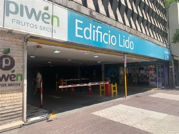 Venta / Estacionamiento / Santiago