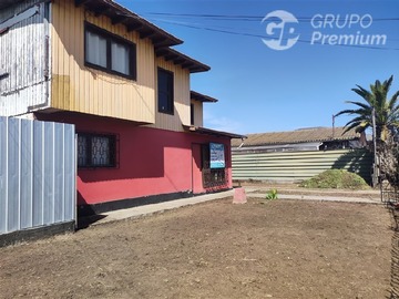Terreno en venta en Santa Lucía, San Antonio - 4 dormitorios, 3 baños