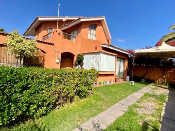 Casa en venta en pintor herminia arrate, La Serena - 4 dormitorios, 2 baños