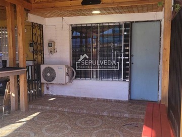 Casa en venta en Del ayudante, Puente Alto - 2 dormitorios, 1 baño