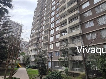 Departamento en venta en Av Vicuña Mackenna/Metro Santa Isabel, Santiago - 2 dormitorios, 2 baños