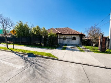 Casa en venta en 48 1/2 oriente 1102, Talca - 3 dormitorios, 2 baños