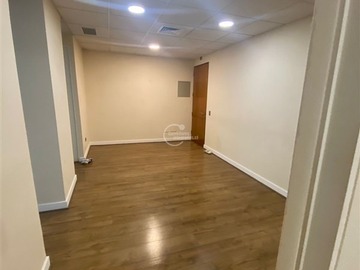 Oficina en venta en Frente Lider Estoril, Las Condes - 3 dormitorios, 3 baños
