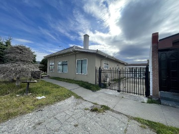 Casa en venta en Condel con arauco, Punta Arenas - 4 dormitorios, 3 baños