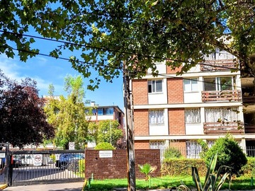 Departamento en venta en Lo Encalada 144, Ñuñoa - 3 dormitorios, 2 baños