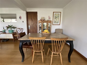 Departamento en venta en Av. Cristobal Colon con Av. Vespucio, Las Condes - 5 dormitorios, 3 baños