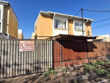 Venta / Casa / Colina