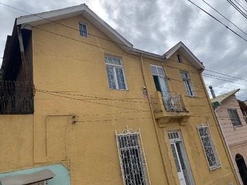 Casa en venta en Excelente Casa en Sector Chorrillos - 8 dormitorios, 2 baños