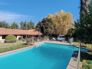 Casa en venta en Condominio don mario chicureo colina, Colina - 5 dormitorios, 5 baños