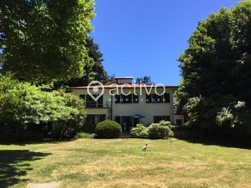 Casa en venta en Valdivia, Isla Teja, Valdivia - 6 dormitorios, 4 baños
