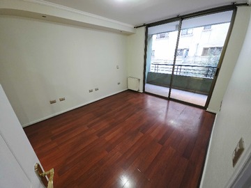 Departamento en arriendo mensual en Excelente conectividad (174590), Santiago - 1 dormitorio, 2 baños