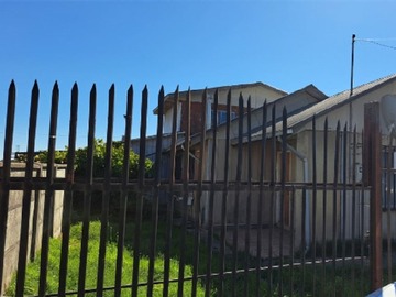 Casa en venta en Villa Génesis, Los Ángeles - 3 dormitorios, 1 baño