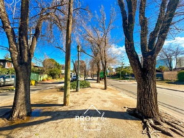 Casa en venta en Alto las condes, Las Condes - 2 dormitorios, 2 baños
