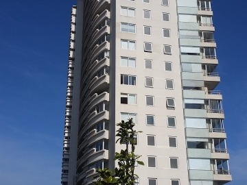 Departamento en arriendo mensual en Av Edmundo Eluchans, Viña del Mar - 3 dormitorios, 2 baños