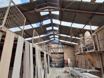 Terreno Industrial en venta en Gran galpón en venta, La Granja - 5 dormitorios, 3 baños