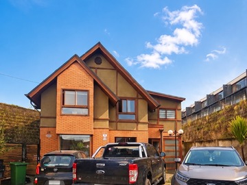 Casa en arriendo mensual en Concepción, Concepción - 6 dormitorios, 4 baños