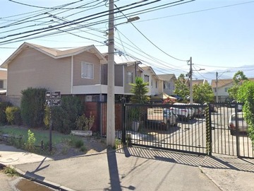 Casa en venta en Pasaje Aragonés 3 Oriente 1066. Puente Alto, Puente Alto - 3 dormitorios, 2 baños