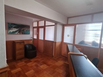 Oficina en venta en Compañía / Bandera, Santiago - 4 dormitorios, 2 baños