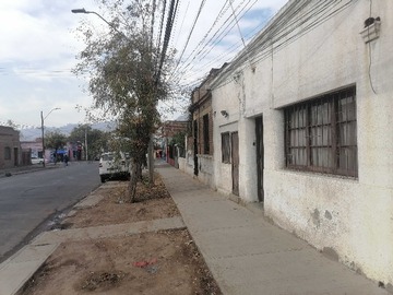 Casa en venta en Propiedad comercial (98095), Recoleta - 5 dormitorios, 2 baños