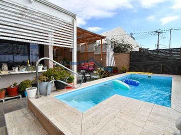 Casa en venta en Se vende amplio inmueble en Jardines del Sur. (164574), Antofagasta - 4 dormitorios, 3 baños