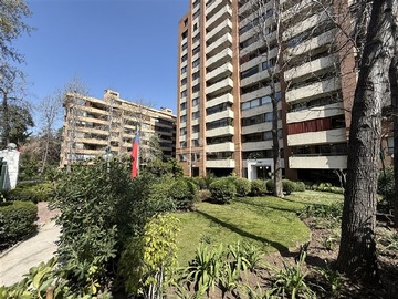 Departamento en arriendo mensual en Sebastian Elcano / Avda Crsitóbal Colón, Las Condes - 4 dormitorios, 3 baños