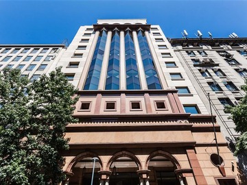 Oficina en arriendo mensual en Edificio Bandera, Santiago - 3 dormitorios, 4 baños