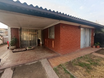 Casa en venta en Huara 3878, Huechuraba - 4 dormitorios, 1 baño