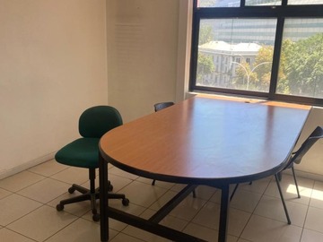 Oficina en arriendo mensual en Providencia / los leones, Providencia - 2 baños