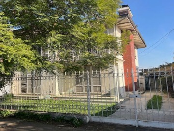 Casa en venta en Pintor El Greco, Pedro Aguirre Cerda, Región Metropolitana de Santiago 8460000, Chile, Pedro Aguirre Cerda - 3 dormitorios, 3 baños