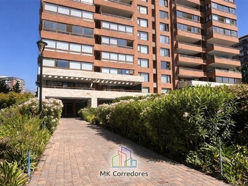 Departamento en venta en Avenida presidente kennedy 7575, Las Condes - 4 dormitorios, 5 baños