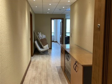 Oficina en arriendo mensual en Avenida libertad 15 norte, Viña del Mar - 3 dormitorios, 2 baños