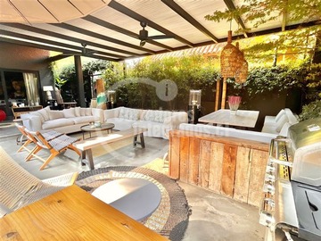 Casa en venta en Los Trapenses con Camino Real, Lo Barnechea - 5 dormitorios, 5 baños