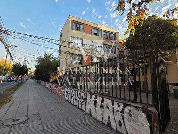 Departamento en venta en Oportunidad de Inversión en Zona Céntrica (171103), San Joaquín - 3 dormitorios, 1 baño
