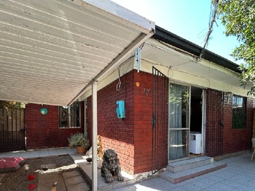 Casa en venta en Av. Simón Bolívar 7146, 7850408 La Reina, Región Metropolitana, Chile, La Reina - 4 dormitorios, 2 baños