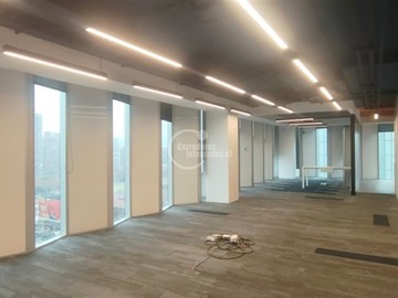 Oficina en arriendo mensual en Metro Escuela Militar, Las Condes - 2 dormitorios, 2 baños