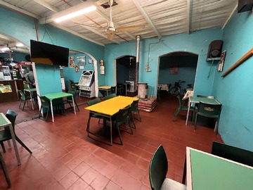 Local Comercial en venta en Latorre, Santa María - 2 baños