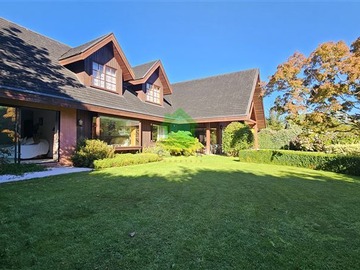 Casa en venta en Encinas de Pilauco, Osorno - 5 dormitorios, 4 baños