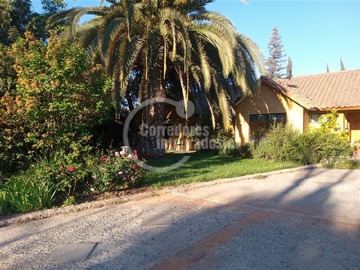 Casa en venta en Camino Nos, Los Morros, San Bernardo - 6 dormitorios, 5 baños