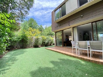 Casa en venta en Av. del Valle / Old Grangonian Club, Colina - 4 dormitorios, 4 baños