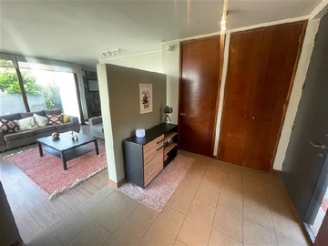 Casa en venta en Colegio Alianza Francesa, Colina - 4 dormitorios, 4 baños