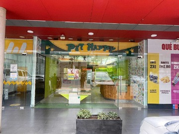Local Comercial en arriendo mensual en Local Amplio y Céntrico para Tu Negocio (177416), Santiago - 1 baño