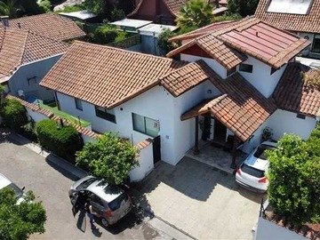 Casa en venta en Casa En Venta 5 Dorm, 4 Baños y Piscina La Reina (175671), La Reina - 5 dormitorios, 4 baños