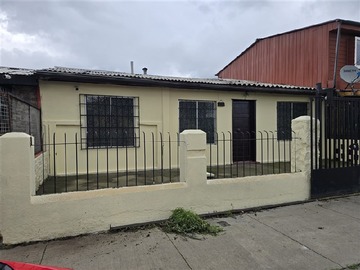 Casa en arriendo mensual en Frente al aramco del gimnacio regional, Talca - 3 dormitorios, 1 baño