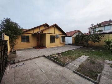 Casa en venta en Pedro Lira 2074, Peñaflor - 3 dormitorios, 2 baños