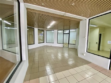 Oficina en venta en Chiloé 968, Punta Arenas - 15 dormitorios