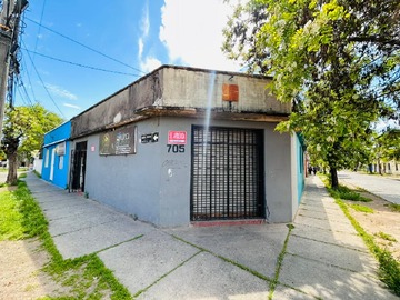 Bodega en arriendo mensual en Vargas Buston esquina Chiloe, San Miguel