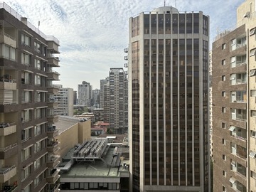 Departamento en venta en Huerfanos con amunategui, Santiago - 3 dormitorios, 2 baños