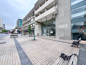 Oficina en venta en Con estacionamiento y bodega oficina ñuñoa (161682), Ñuñoa - 1 dormitorio, 1 baño